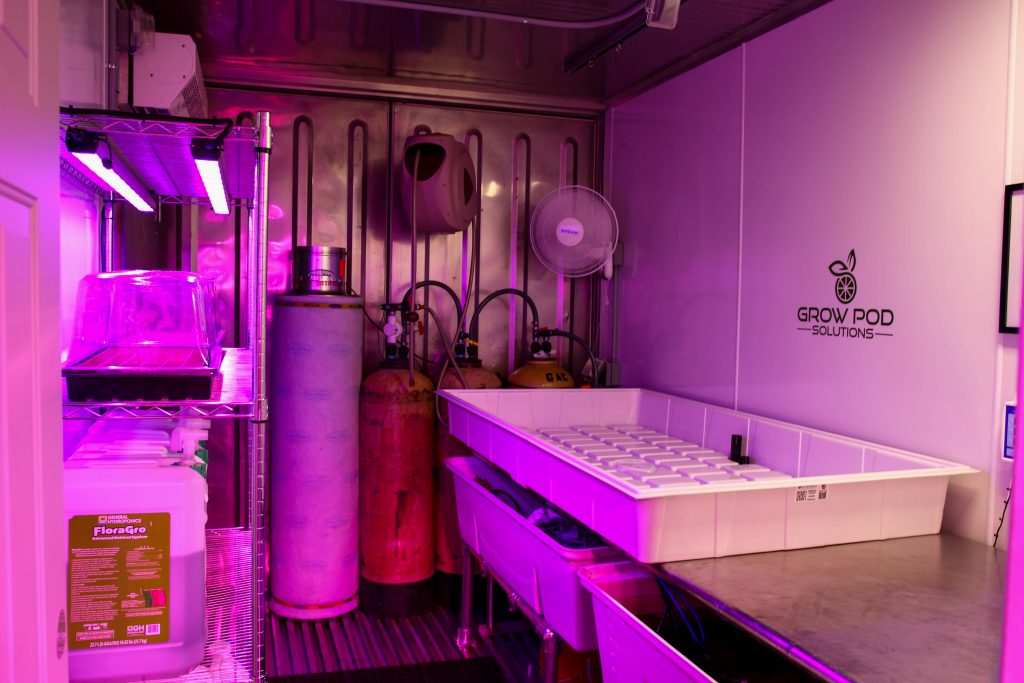 082A8565 Micro Lab Farms